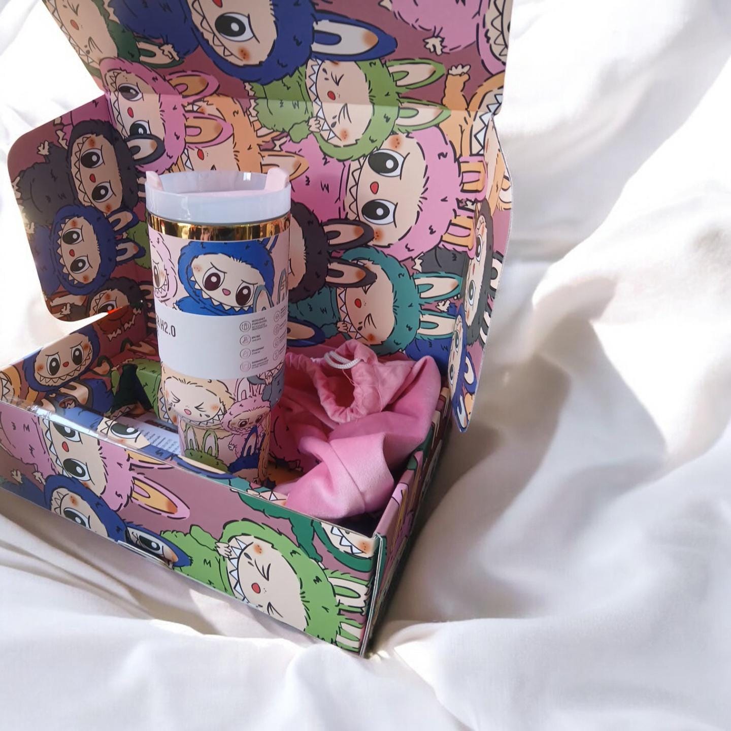 WATER BOTTLE. STANLEY LABUBU TUMBLR 40 OZ