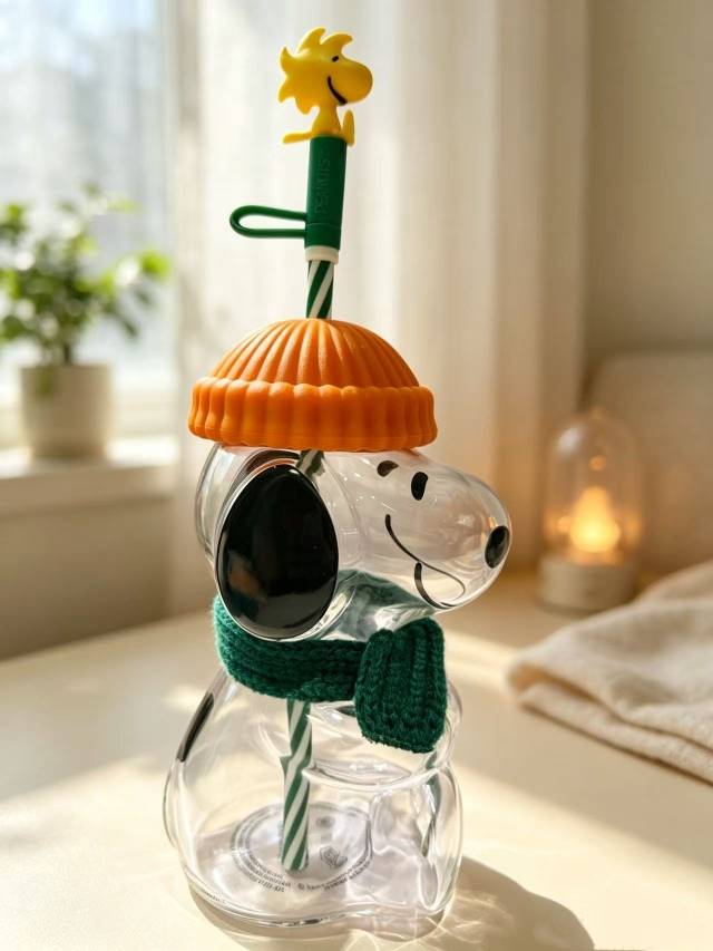Snoopy x Starbucks Winter Cup